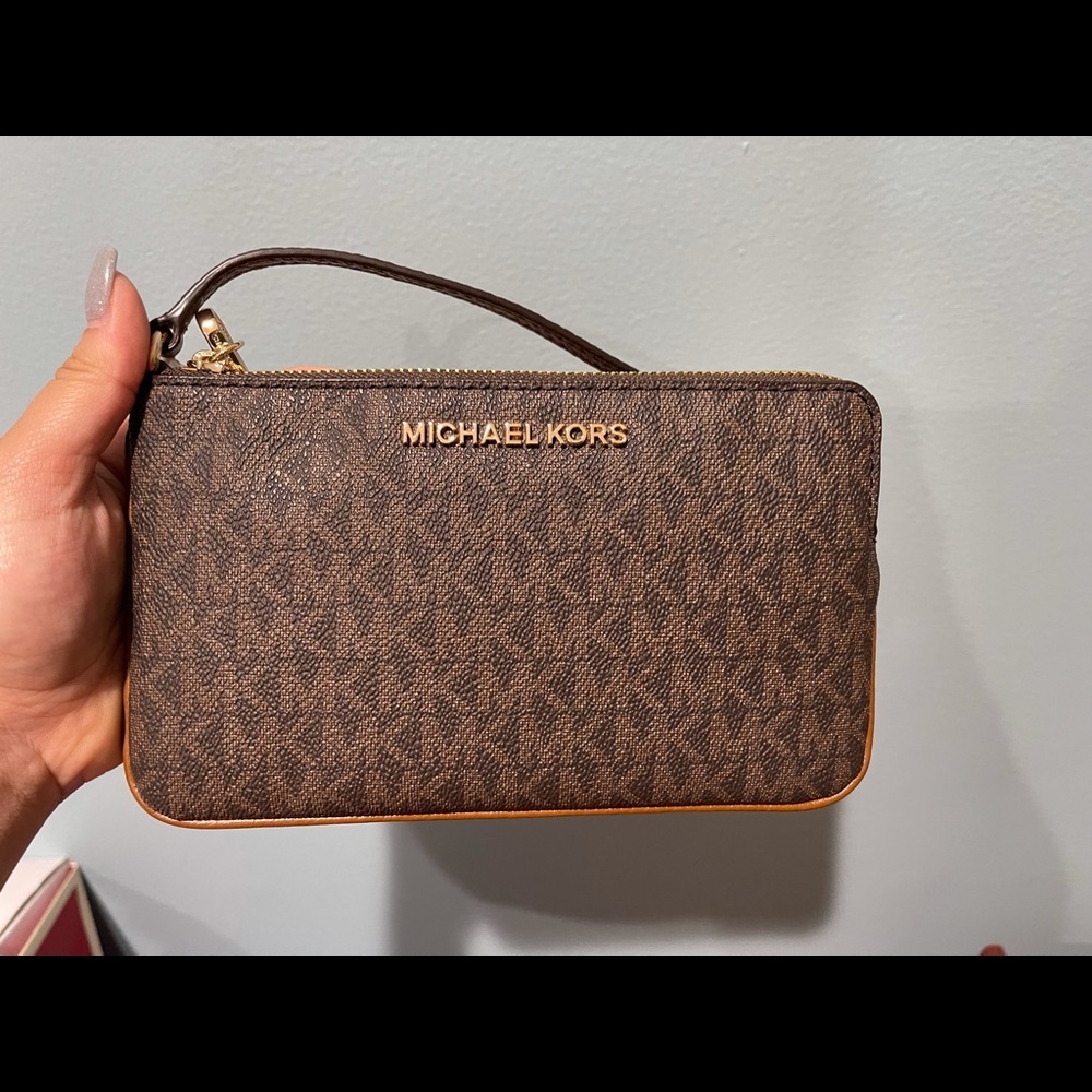 Michael Kors Wristlet